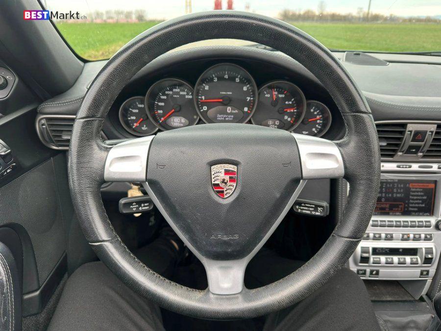 PORSCHE 911 Cabrio Carrera 4