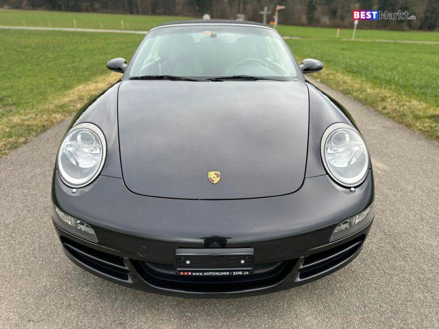 PORSCHE 911 Cabrio Carrera 4