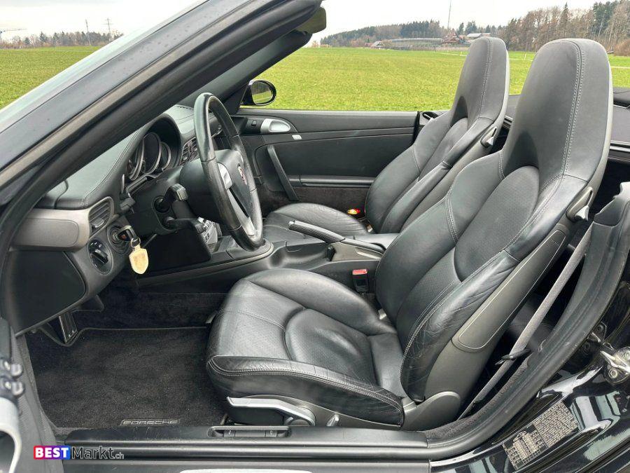 PORSCHE 911 Cabrio Carrera 4