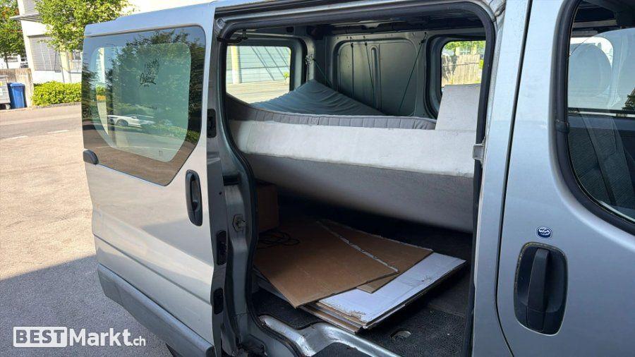 RENAULT Trafic 2.5 dCi 2.9t L2H1